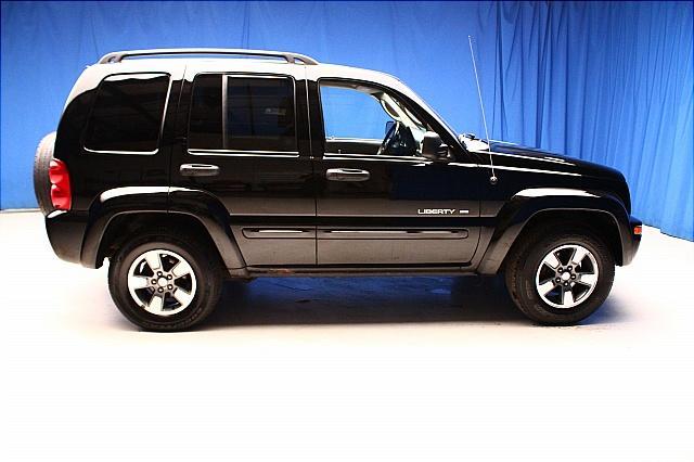 Jeep Liberty 2003 photo 38