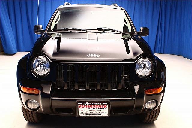 Jeep Liberty 2003 photo 49