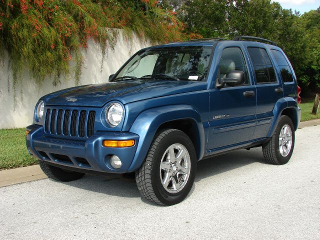 Jeep Liberty 2003 photo 4