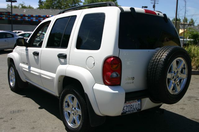 Jeep Liberty 2003 photo 1