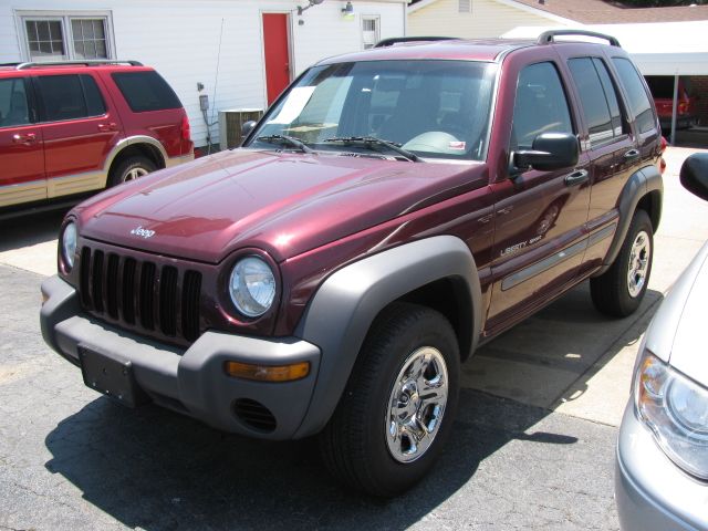 Jeep Liberty 2003 photo 2