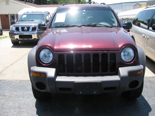 Jeep Liberty 2003 photo 3