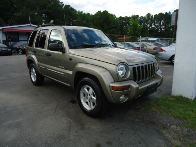 Jeep Liberty 2003 photo 1