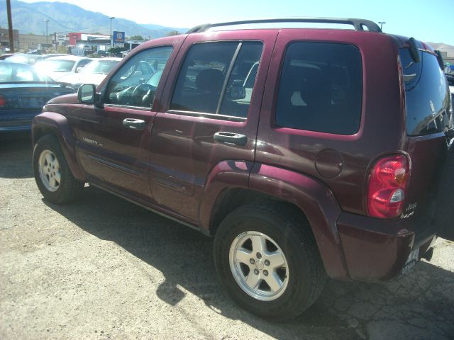 Jeep Liberty 2003 photo 4