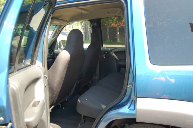 Jeep Liberty 2003 photo 11