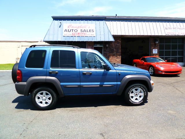 Jeep Liberty 2003 photo 1