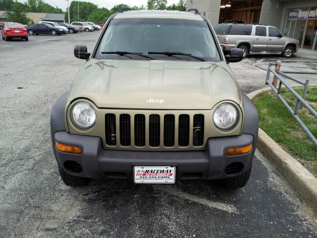 Jeep Liberty 2003 photo 6