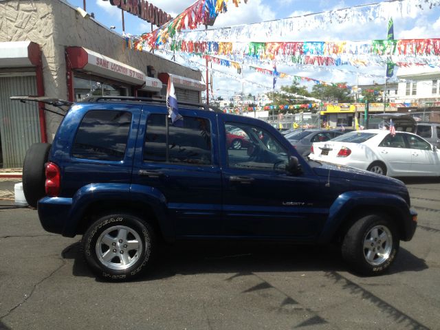 Jeep Liberty Super SUV