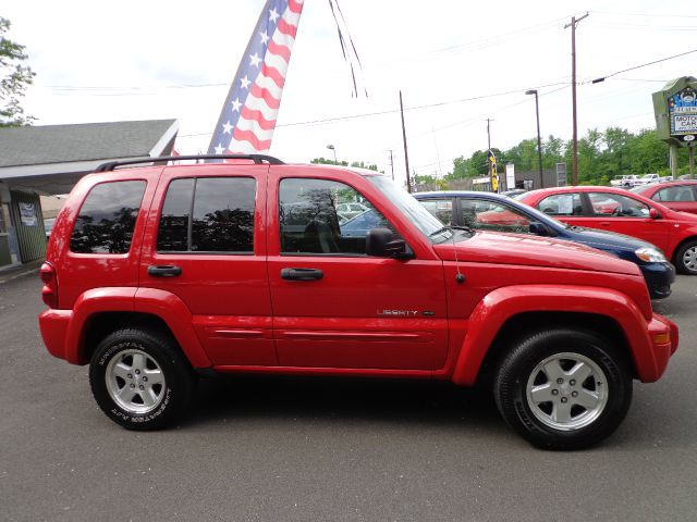 Jeep Liberty 2003 photo 24