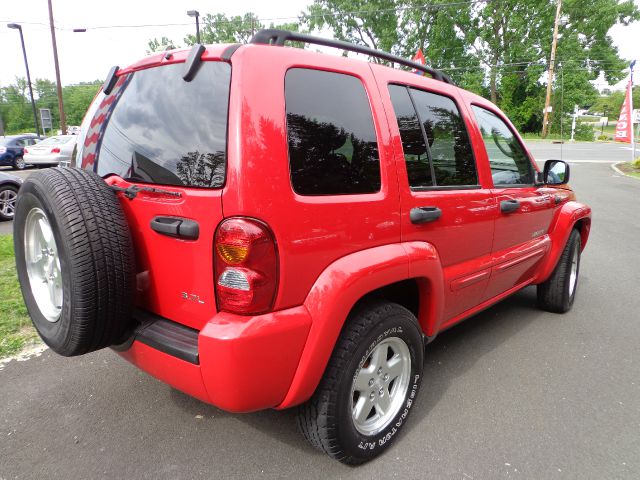 Jeep Liberty 2003 photo 25