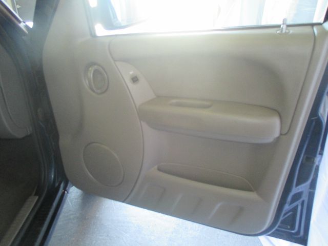 Jeep Liberty 2003 photo 4