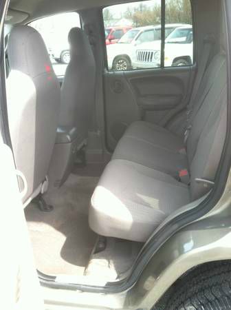 Jeep Liberty 2004 photo 5