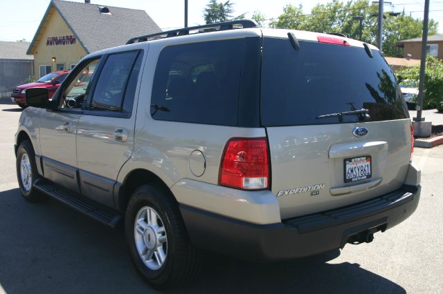 Jeep Liberty 2004 photo 18