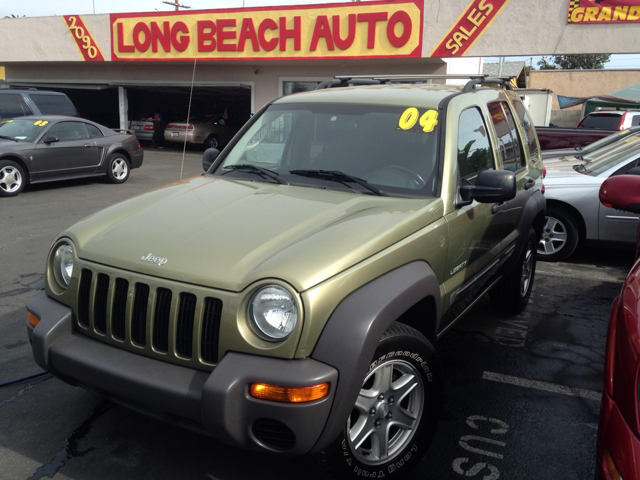 Jeep Liberty 2004 photo 2