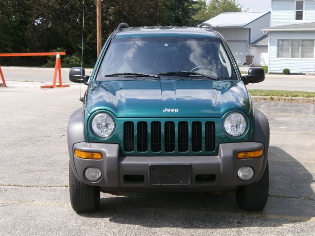 Jeep Liberty 2004 photo 3