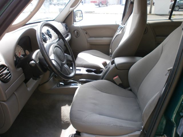 Jeep Liberty 2004 photo 5