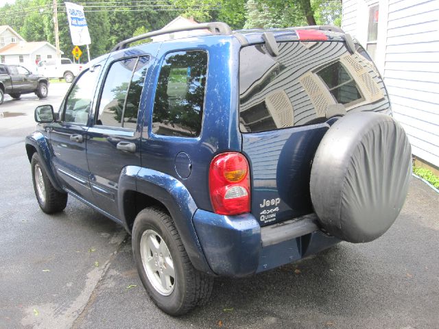 Jeep Liberty 2004 photo 1