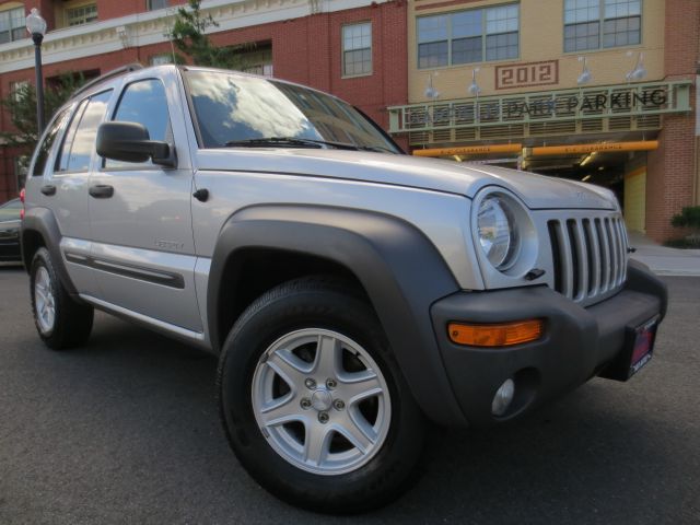 Jeep Liberty 2004 photo 3