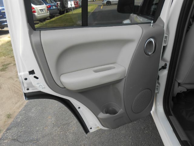 Jeep Liberty 2004 photo 6