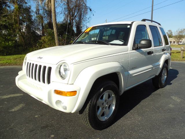 Jeep Liberty 2004 photo 4