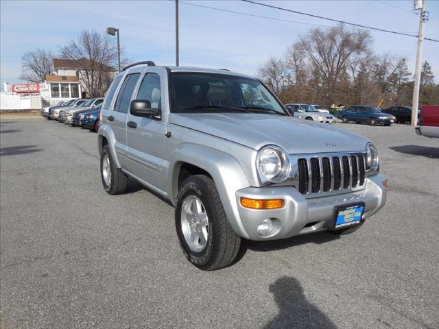 Jeep Liberty 2004 photo 2