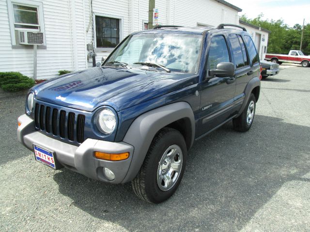 Jeep Liberty 2004 photo 4