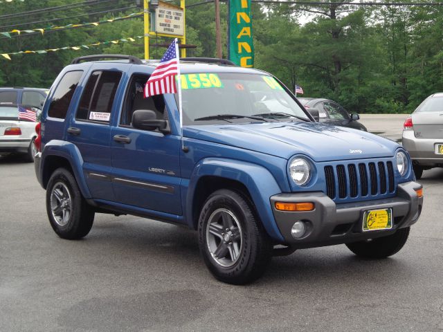 Jeep Liberty 2004 photo 3