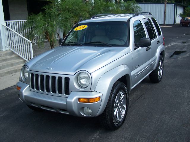 Jeep Liberty 2004 photo 3