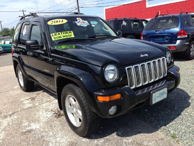 Jeep Liberty 2004 photo 3