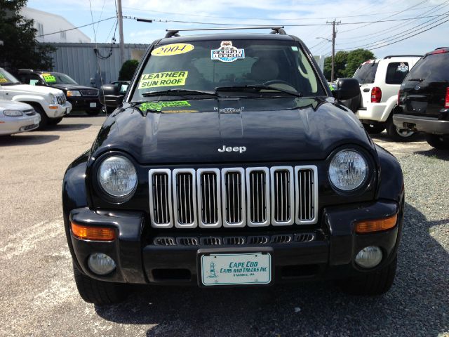 Jeep Liberty 2004 photo 4