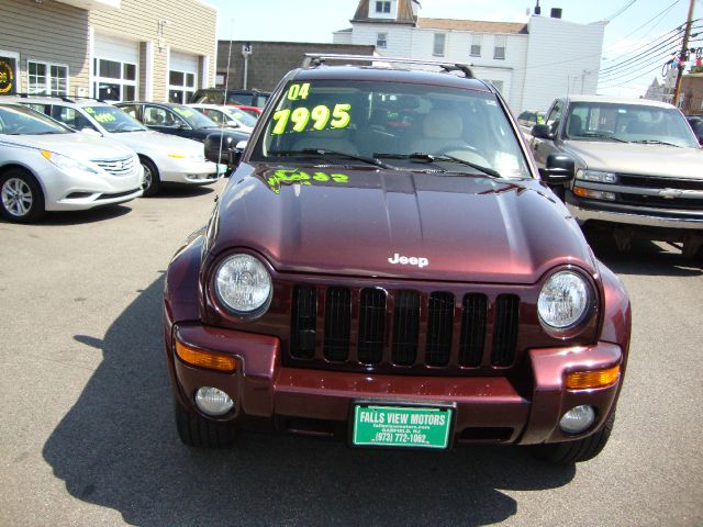 Jeep Liberty 2004 photo 1