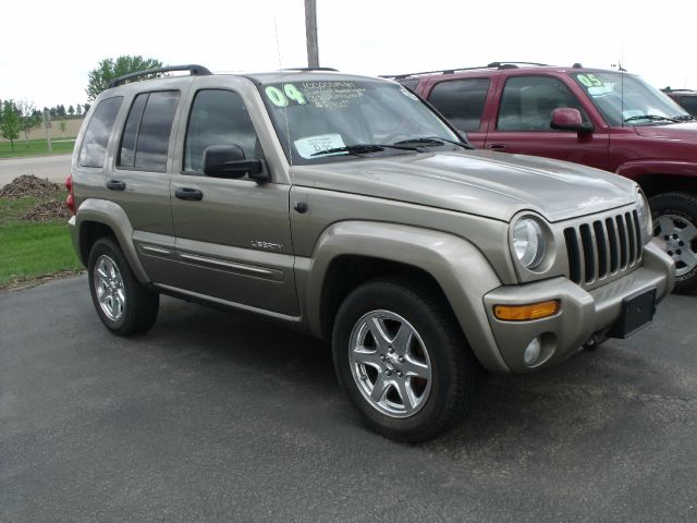 Jeep Liberty 2004 photo 1