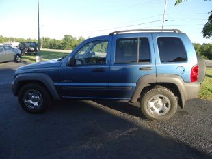 Jeep Liberty 2004 photo 4