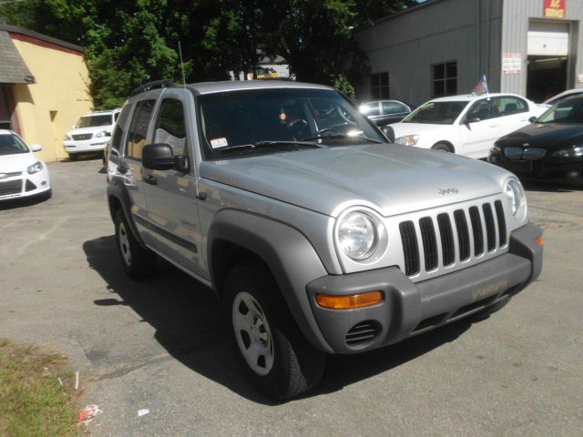 Jeep Liberty 2004 photo 1