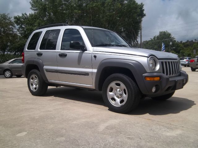 Jeep Liberty 2004 photo 2