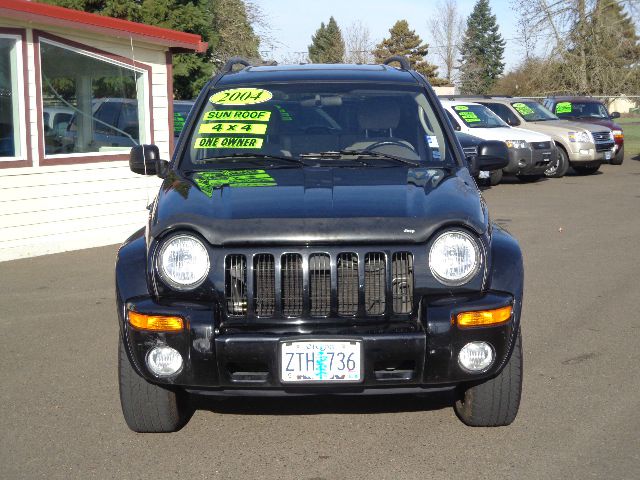 Jeep Liberty 2004 photo 1