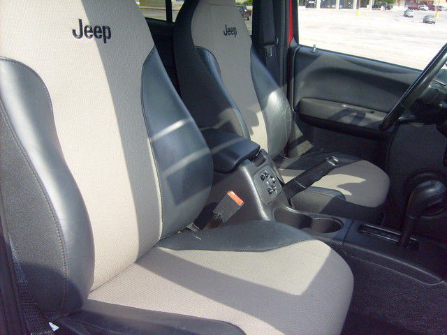 Jeep Liberty 2004 photo 3