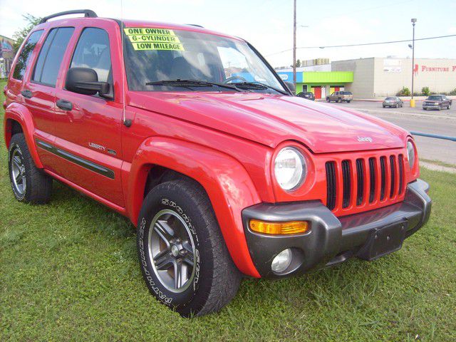 Jeep Liberty 2004 photo 32