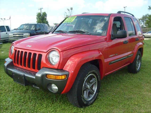 Jeep Liberty 2004 photo 36