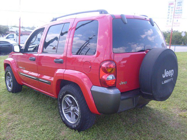 Jeep Liberty 2004 photo 37