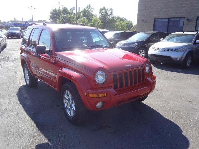 Jeep Liberty 2004 photo 4