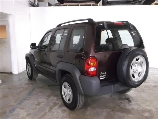 Jeep Liberty 2004 photo 1