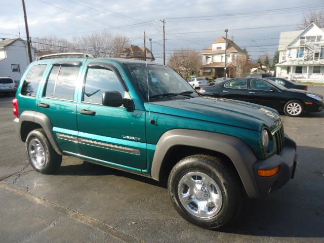 Jeep Liberty 2004 photo 4