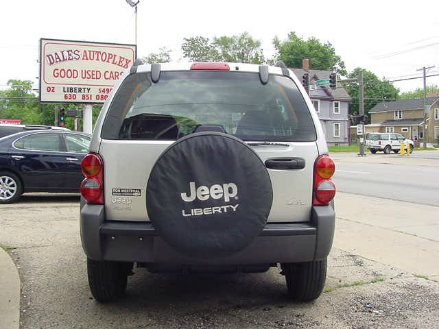 Jeep Liberty 2004 photo 2