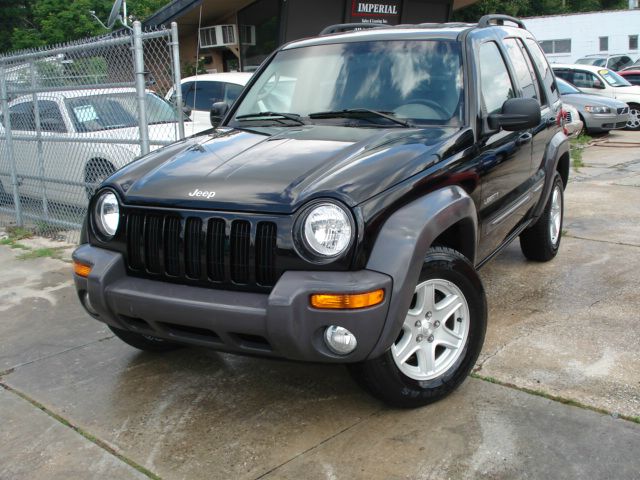 Jeep Liberty 2004 photo 2