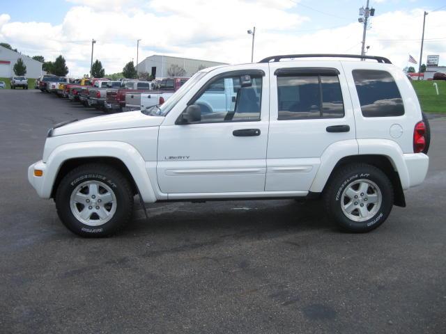 Jeep Liberty 2004 photo 1