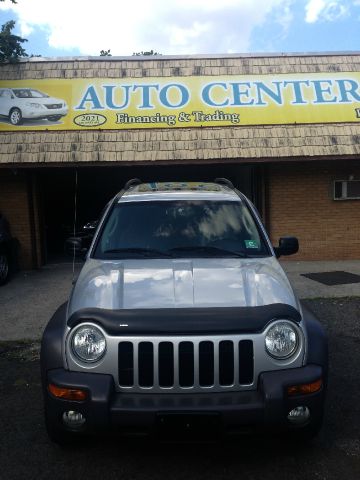 Jeep Liberty LT Tv-dvdleathersunroof3rowcarfax Available SUV