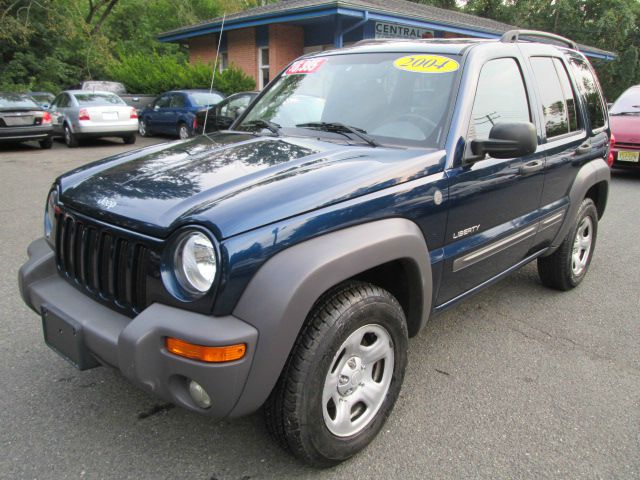 Jeep Liberty 2004 photo 4