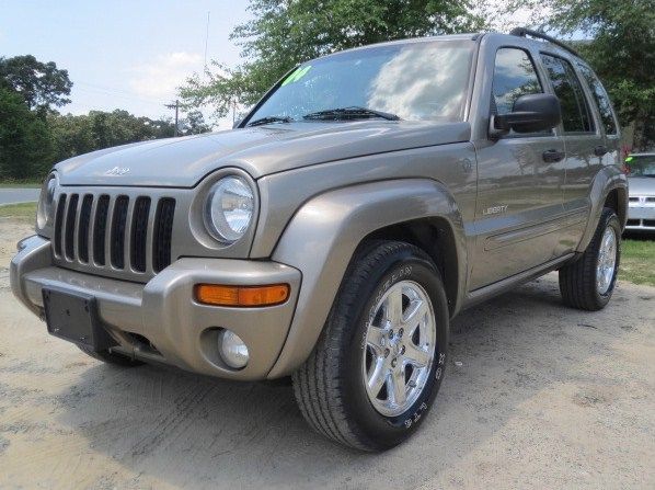 Jeep Liberty 2004 photo 27