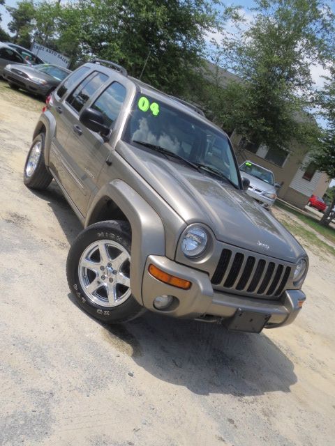 Jeep Liberty 2004 photo 34